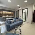 Kadevi -centralissimo, Parcheggio Gratuito, Bici A Disposizione- Apartamento *