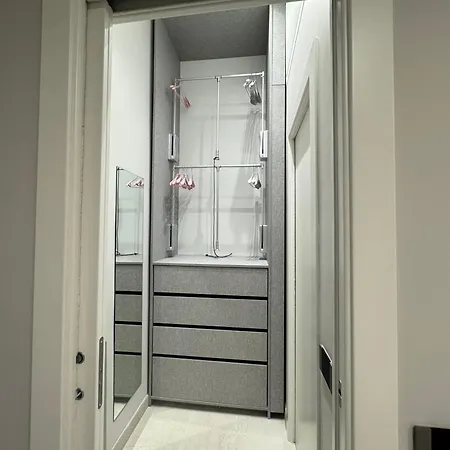 Kadevi -centralissimo, Parcheggio Gratuito, Bici A Disposizione- Appartement